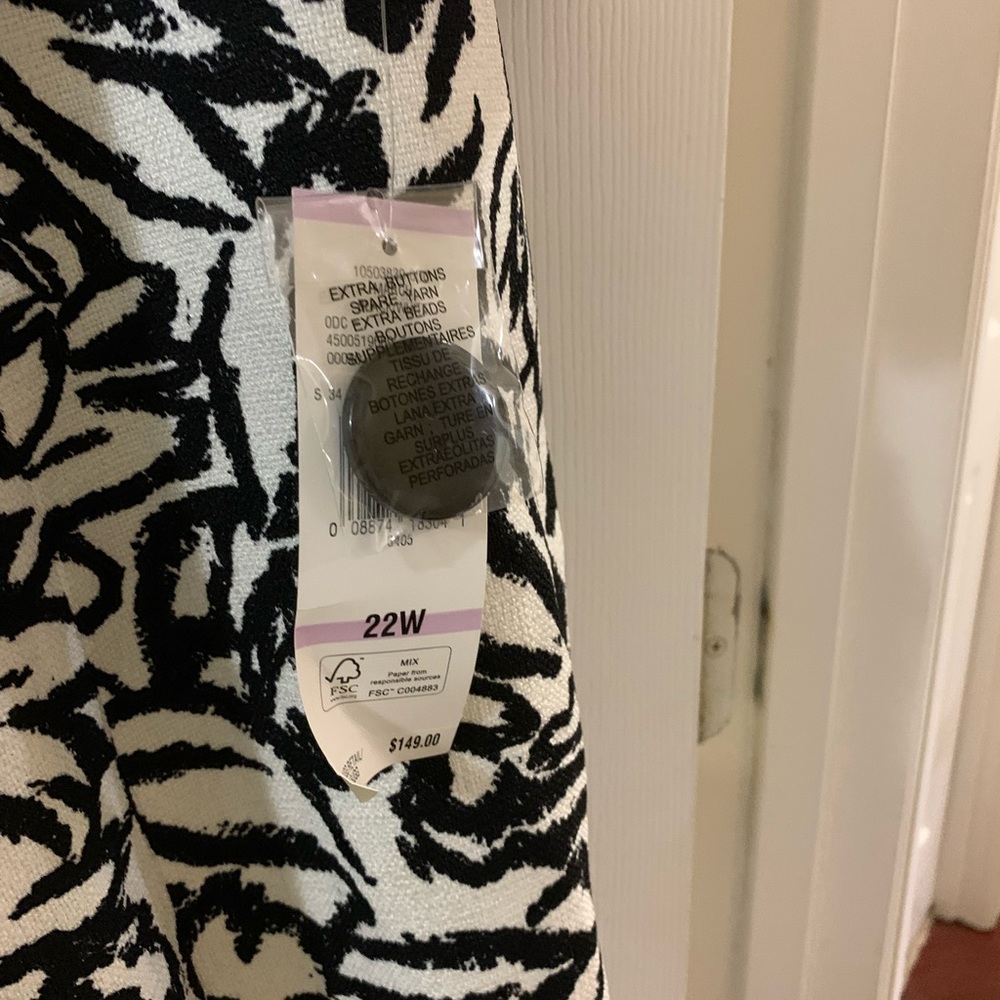 Duster - Picture 3 of 3